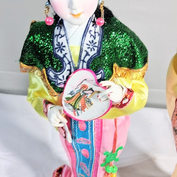 Set Of 2 Japanese Intricate Ornate 16" Collectible Dolls - Picture 8 of 12